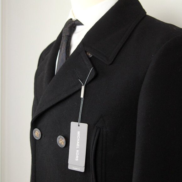 Michael Kors Mens Classic fit Double Breasted Peacoat Coat 48R Black E03319